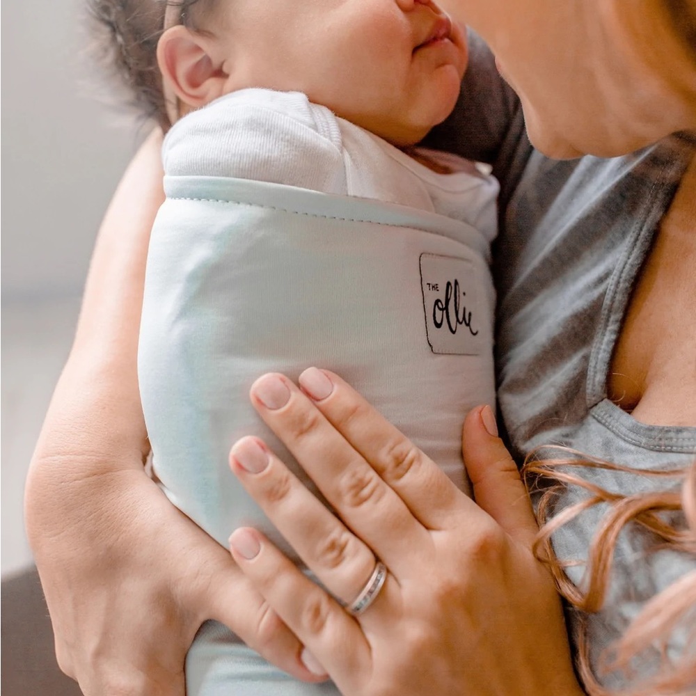 Ollie swaddle never used- Sky Blue